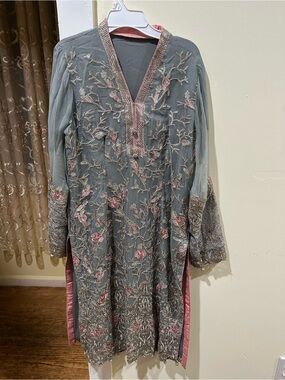 Embroidered Grey Floral 3 piece suit